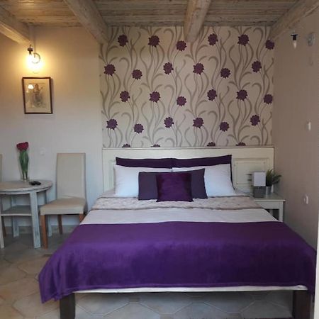 Bastya Apartman Эгер Экстерьер фото