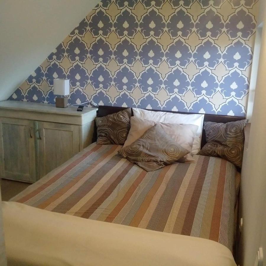 Bastya Apartman Эгер Экстерьер фото