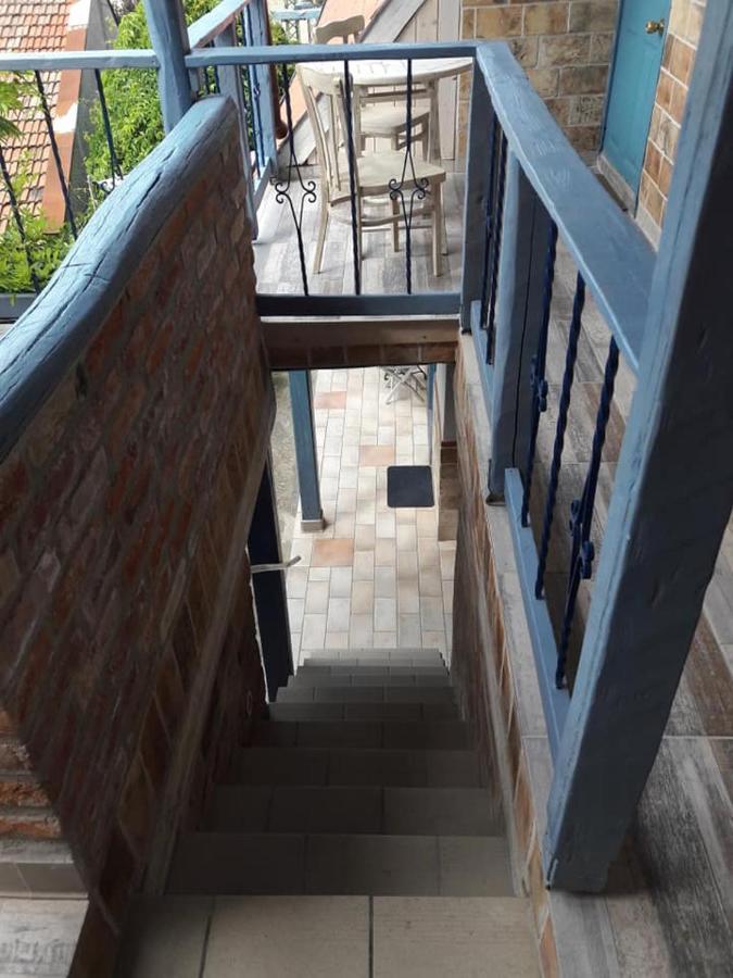 Bastya Apartman Эгер Экстерьер фото