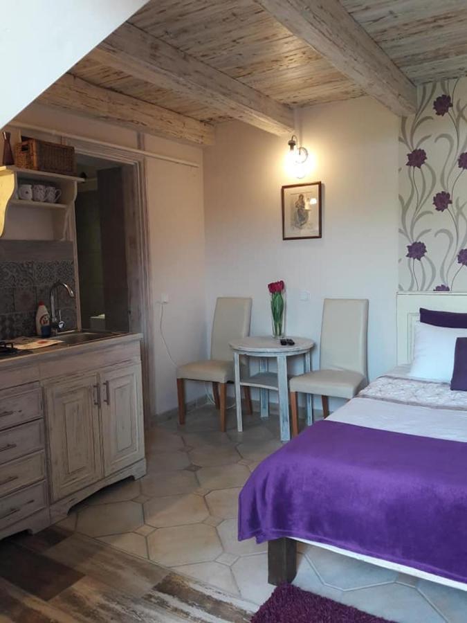 Bastya Apartman Эгер Экстерьер фото