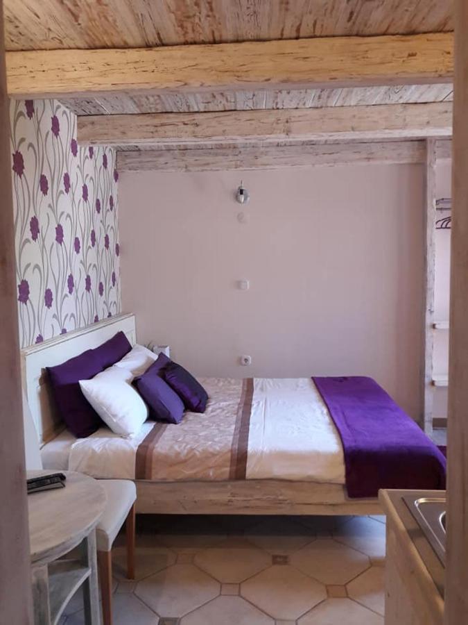 Bastya Apartman Эгер Экстерьер фото