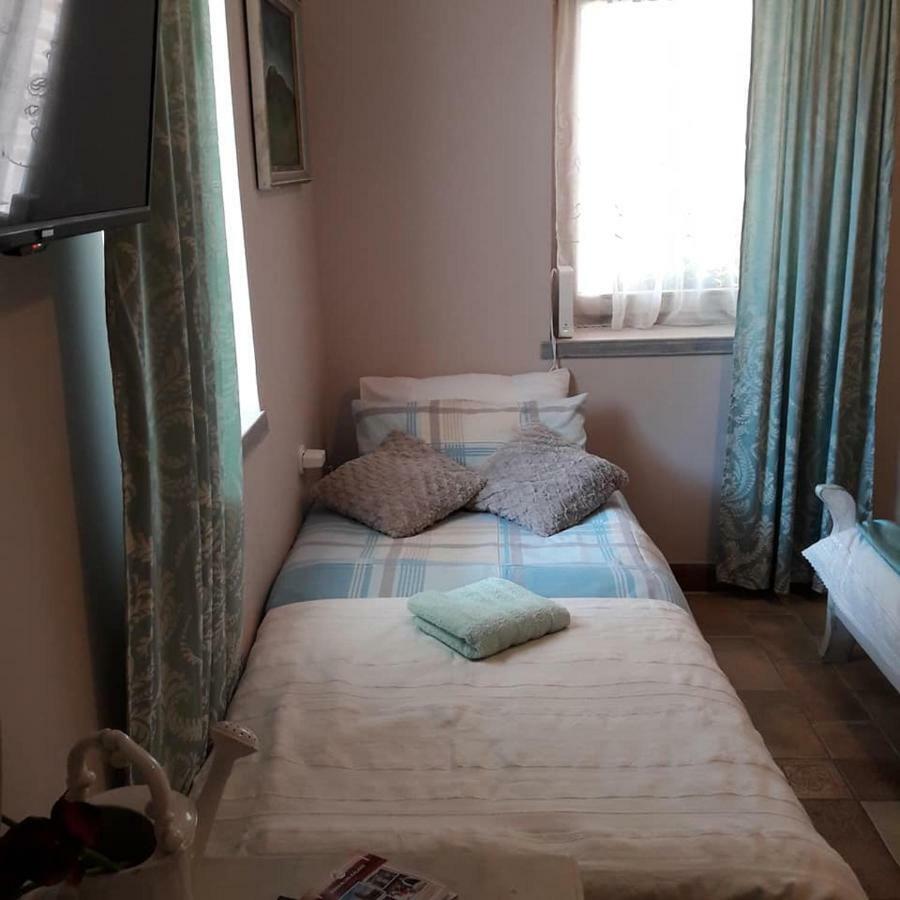 Bastya Apartman Эгер Экстерьер фото